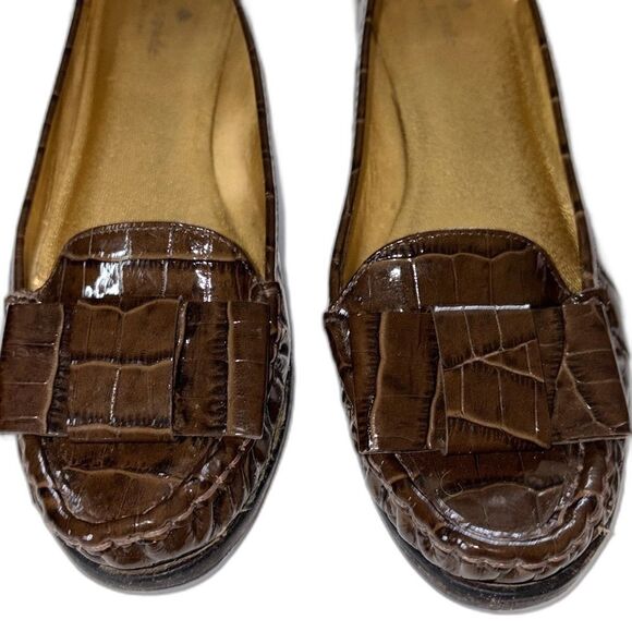 Kate Spade croc embossed patent brown loafer 8 - Picture 2 of 6